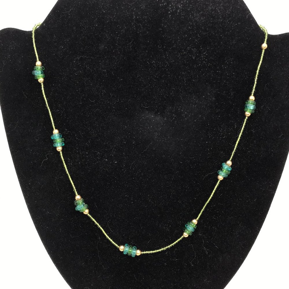 21 1/2" Green and Gold Seed Bead Necklace